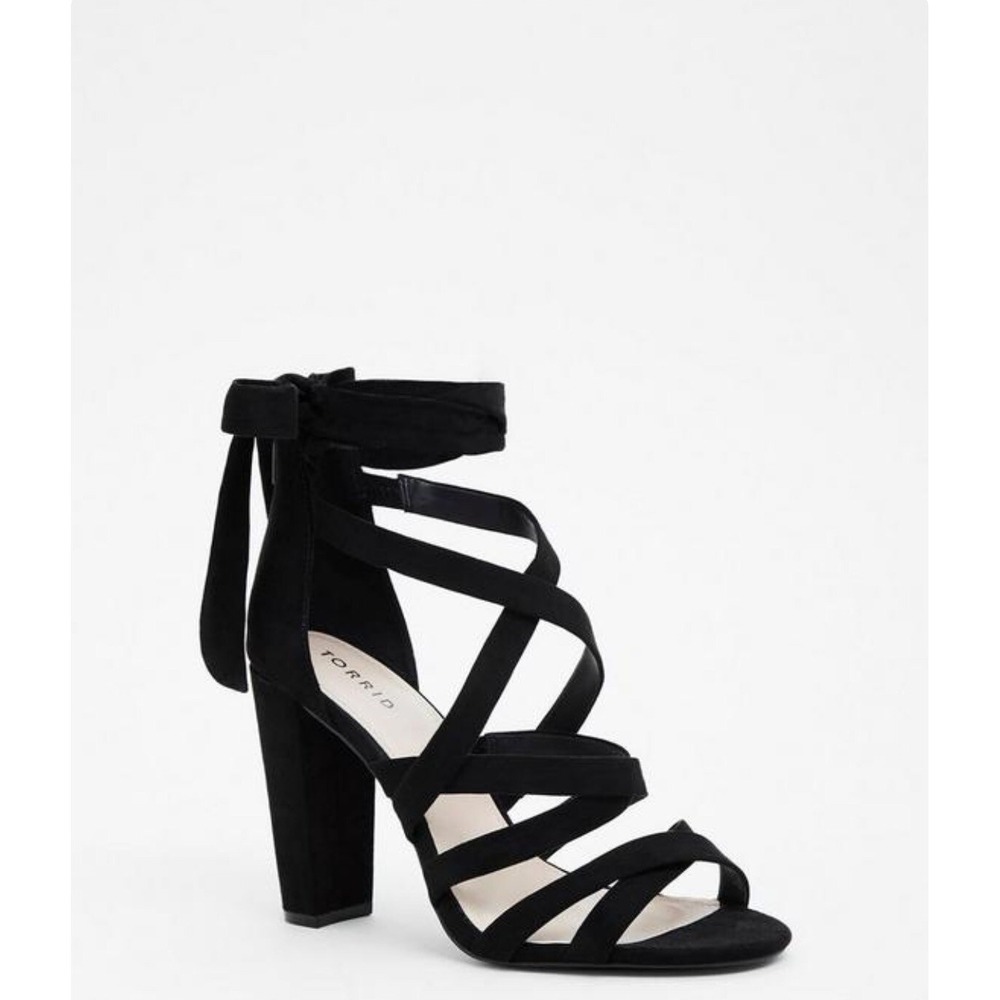 Torrid Thick Strappy Wrap High Heel Sandals Sz 9.5 Black Faux Suede open Toe